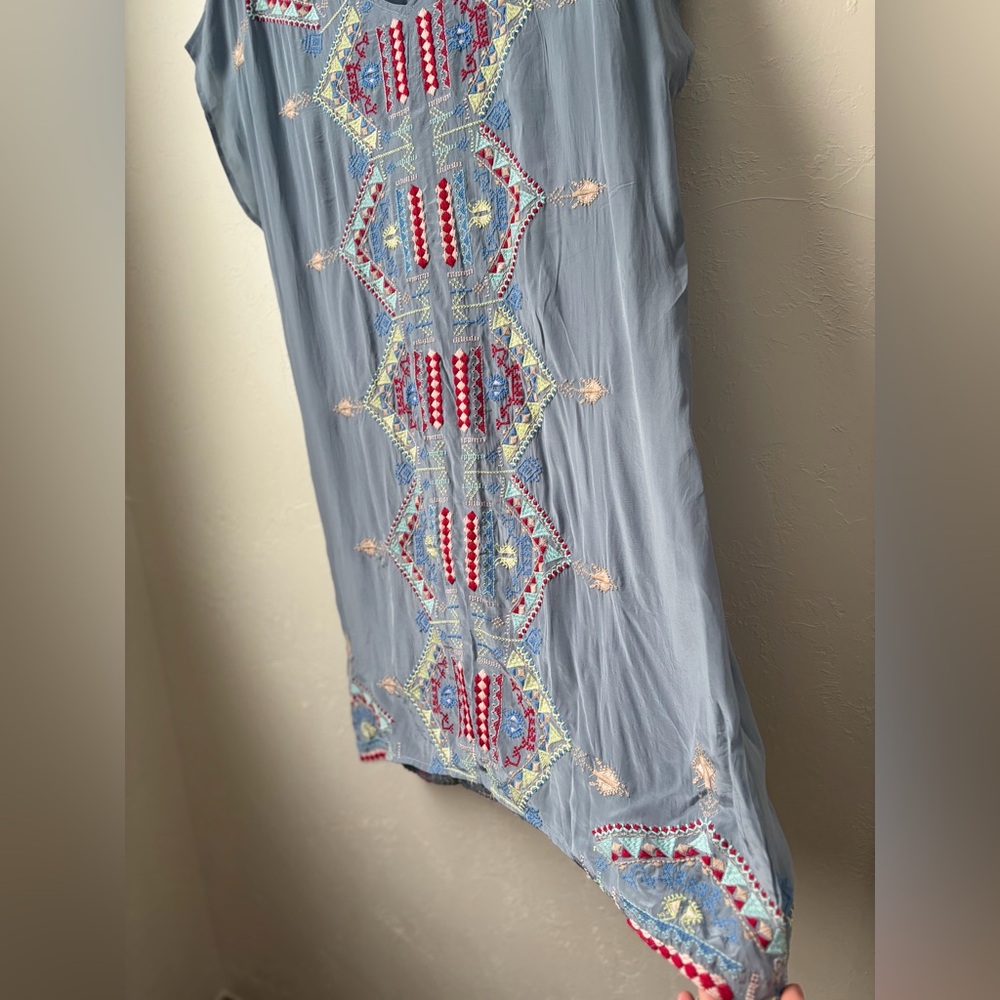 Sundance Blue Boho Embroidered Long Tunic Top Large Asymmetrical Hem - Picture 4 of 7